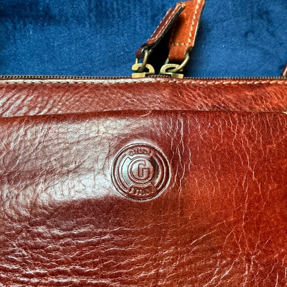 GIUDI Italy Handbags - GIUDI Italy, gorgeous heavy chocolate brown leather vintage bag